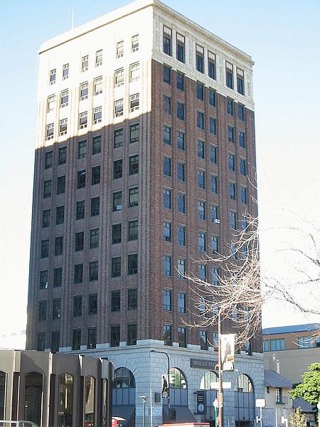 Das Wells Fargo Building ist in Berkeleys Skyline das markantestes Bauwerk.